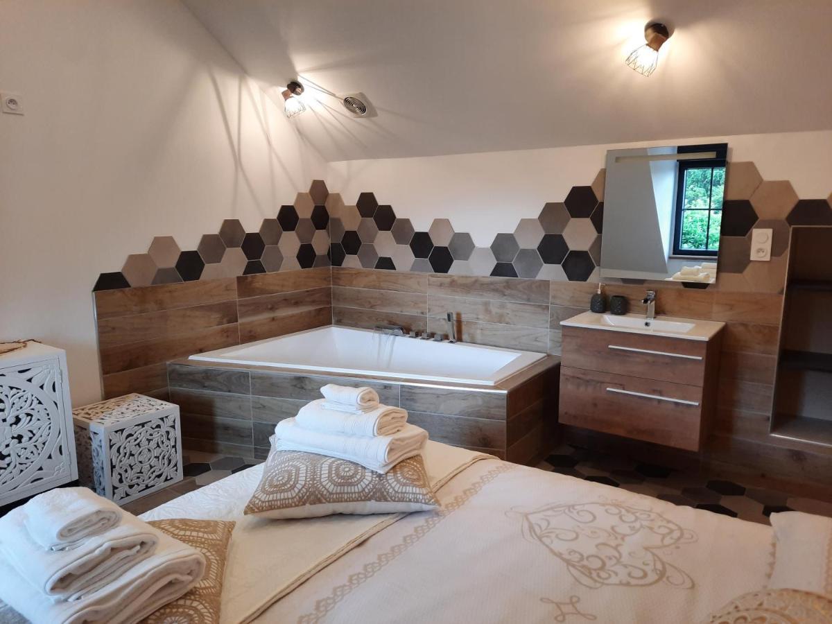 Willa Madelaine Ranch, Nouvelle Piscine 2025 Le Gast Zewnętrze zdjęcie