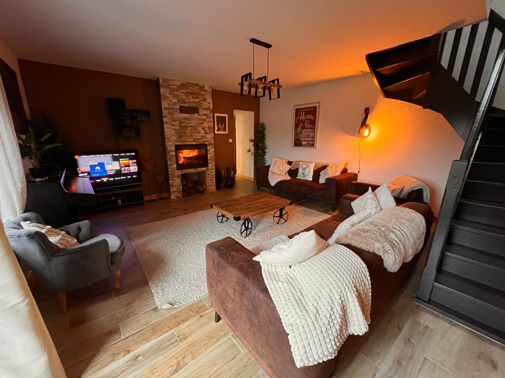 Willa Madelaine Ranch, Nouvelle Piscine 2025 Le Gast Zewnętrze zdjęcie